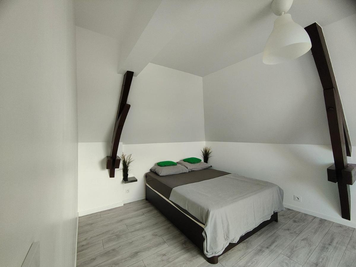 Les Lofts De Provins: Apt 4 Exterior foto